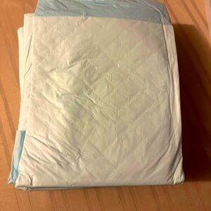 NWT puppy pads for potty training size extra large